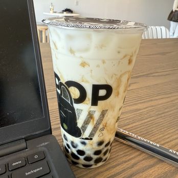 BoBaPoP Tea Bar - Floral milk tea - Bubble Tea Near Me - San Marcos, California