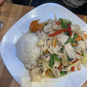 Pattaya - Pad Khing - Thai Near Me - Philadelphia, Pennsylvania Pattaya - Pad Khing - Thai Near Me - Philadelphia, Pennsylvania