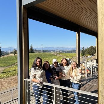 Alexana Winery - Wineries Near Me - Newberg, Oregon