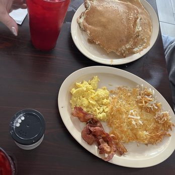 Jho Jho's Diner - Pancakes / bacon : eggs - American Near Me - Palatka, Florida Jho Jho's Diner - Pancakes / bacon : eggs - American Near Me - Palatka, Florida