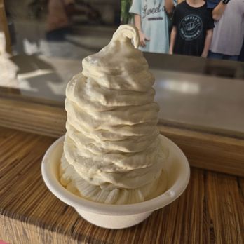 Sweet As - Pineapple w vanilla - Ice Cream & Frozen Yogurt Near Me - Urban Honolulu, Hawaii Sweet As - Pineapple w vanilla - Ice Cream & Frozen Yogurt Near Me - Urban Honolulu, Hawaii
