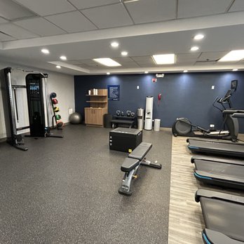 Hampton Inn by Hilton Irvine East - Lake Forest - Gym, cardio and other equipment - Hotels Near Me - Foothill Ranch, California