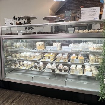 Pastry Lu - Bakeries Near Me - Metuchen, New Jersey