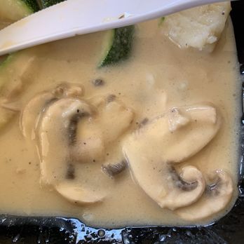 Braulio’s Bistro - Zero color in the "sautéd" mushrooms. Zero color in the sauce. This is cream and broth. - Italian Near Me - Modesto, California