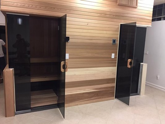 V-Y Glass and Mirror Services by null