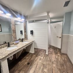 Big Beach Brewing - Clean restrooms