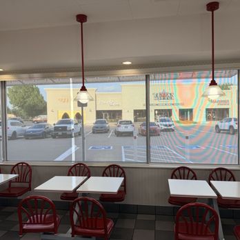 In-N-Out Burger - Burgers Near Me - Dallas, Texas In-N-Out Burger - Burgers Near Me - Dallas, Texas