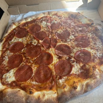 Brooklyn Boyz Pizza - Pepperoni Pie (old) - Pizza Near Me - Oceanside, California Brooklyn Boyz Pizza - Pepperoni Pie (old) - Pizza Near Me - Oceanside, California