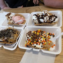 Vanilla Bean Creamery - Taco Tuesday- Coffee Toffee was my fav!