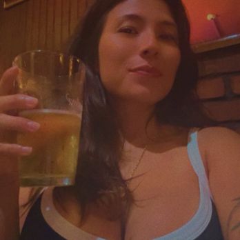 McK's Tavern - Stella, cheers - American Near Me - Daytona Beach, Florida