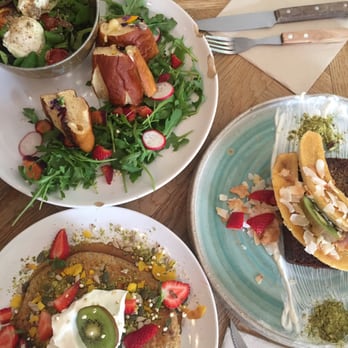 Brunch & Cake - Banana bread, ricotta pancakes, brunch combo - Breakfast & Brunch Near Me - Barcelona, B