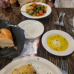 Pepperoncini Restaurant & Bar