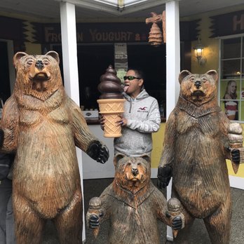 Baby Bears Ice Cream Shoppe - a man holding an ice cream cone - Ice Cream & Frozen Yogurt Near Me - Chemainus, British Columbia Baby Bears Ice Cream Shoppe - a man holding an ice cream cone - Ice Cream & Frozen Yogurt Near Me - Chemainus, British Columbia