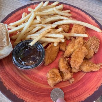 Pollo Campero - A 13 plus dollar nugget meal with no drink, dry tiny nuggets and a loveless cold/dense roll. - Chicken Shop Near Me - Jurupa Valley, California Pollo Campero - A 13 plus dollar nugget meal with no drink, dry tiny nuggets and a loveless cold/dense roll. - Chicken Shop Near Me - Jurupa Valley, California