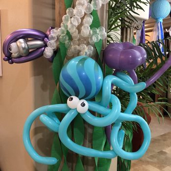 Balloon Twisting Entertainment by Tobi McJunkin - Balloon Services Near Me - Maricopa, Arizona