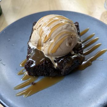 Park & Grove - Flourless brownie & caramel gelato - Breakfast & Brunch Near Me - Charleston, South Carolina Park & Grove - Flourless brownie & caramel gelato - Breakfast & Brunch Near Me - Charleston, South Carolina