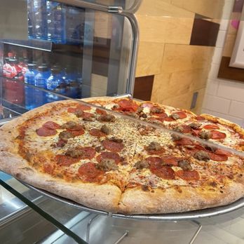 Pink's Pizza - Pizza Near Me - Houston, Texas