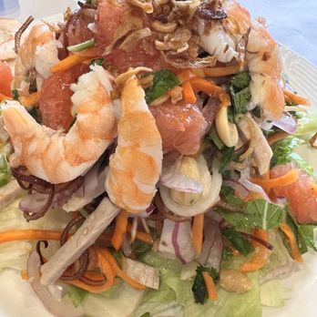 Garlic & Chives - Pomelo Salad - Vietnamese Near Me - Artesia, California Garlic & Chives - Pomelo Salad - Vietnamese Near Me - Artesia, California