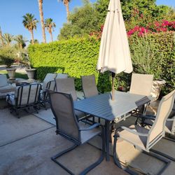 Motorcoach Country Club - Only shade we had was at the table where the sun rotted chairs are