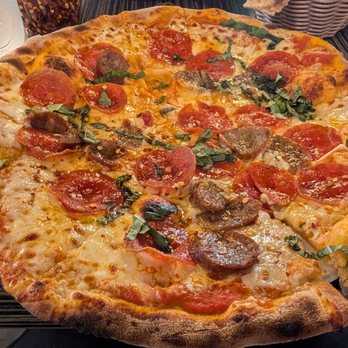 Flavio Restaurant DC - Salsiccia Pizza - Italian Near Me - Washington, DC, District of Columbia