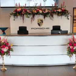 CDdesigns Florist - Corporate event decorations