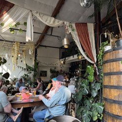 Propolis Brewing - The inside vibe - with doors open