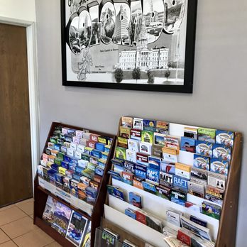 Super 8 by Wyndham Fruita - Lobby - Hotels Near Me - Fruita, Colorado