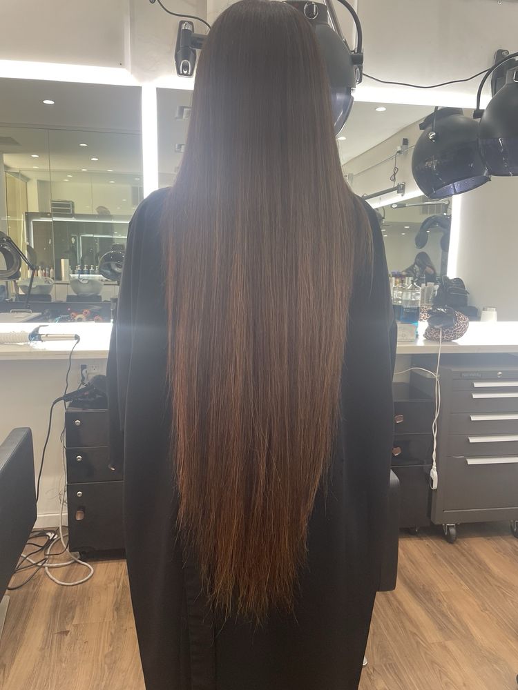 Seza Long Hair Specialist Logo