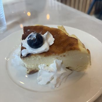 Fluffy Fluffy Dessert Cafe - Cheesecake - Desserts Near Me - Duluth, Georgia