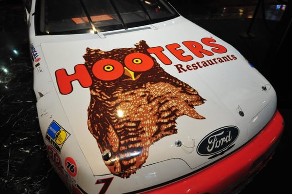 Hooters Restaurant of Las Vegas by null