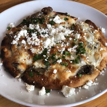 Melzingah Tap House - Mushroom flatbread - Beer Bar Near Me - Beacon, New York Melzingah Tap House - Mushroom flatbread - Beer Bar Near Me - Beacon, New York