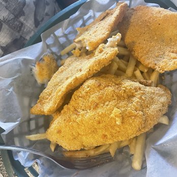 Flying Fish - Cajun/Creole Near Me - Fort Worth, Texas