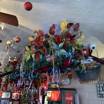 Evergreen Cafe - American Near Me - Wrightwood, California Evergreen Cafe - American Near Me - Wrightwood, California