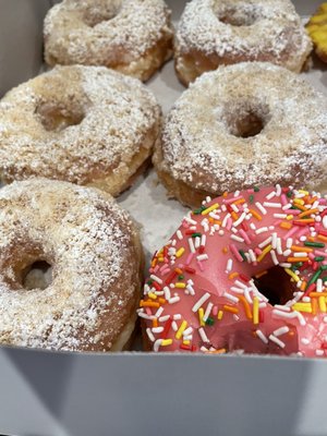 Randy's Donuts by null