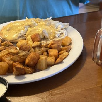 Oceanas Bistro - Crab meat Benedict - Seafood Near Me - Avon, North Carolina Oceanas Bistro - Crab meat Benedict - Seafood Near Me - Avon, North Carolina