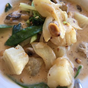 Thai Kitchen - Massaman vegetable curry - Thai Near Me - Traverse City, Michigan Thai Kitchen - Massaman vegetable curry - Thai Near Me - Traverse City, Michigan