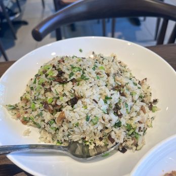 Pings Bistro - Fried rice - Chinese Near Me - Cupertino, California Pings Bistro - Fried rice - Chinese Near Me - Cupertino, California