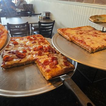 Fat Tonys - Pizza - Pizza Near Me - Fort Myers, Florida