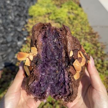 Panaderya Salvaje - Ube Almond Twice Baked Croissant - Bakeries Near Me - Jersey City, New Jersey