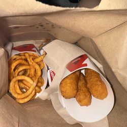 Arby's - Mozzarella Sticks (4 ea.) Curly Fries (Large)