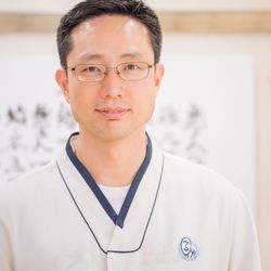 Meet John Lee, Body & Brain center manager, master instructor, and workshop trainer with over 23 years of experience.