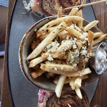 Tavern in the Square - Sports Bars Near Me - Dedham, Massachusetts