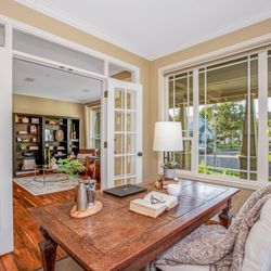 Crews Creative - HDR Real Estate Photography.
$300 standard listing.