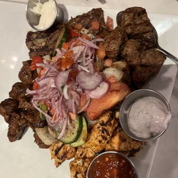 Tanoor Bellevue - Platter - Halal Near Me - Bellevue, Washington
