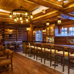 Stock Farm Club - Stock Farm Clubhouse - Daly Bar