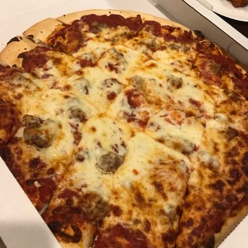 Giordano's - Thin crust with sausage - Pizza Near Me - Kissimmee, Florida Giordano's - Thin crust with sausage - Pizza Near Me - Kissimmee, Florida