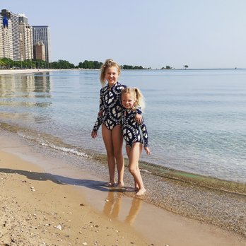 Oak Street Beach - Beaches Near Me - Chicago, Illinois