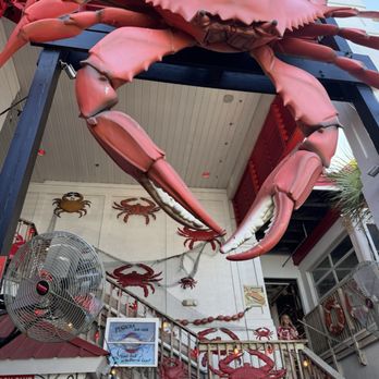 Crabs on the Beach - Entrance to the restaurant - Seafood Near Me - Gulf Breeze, Florida