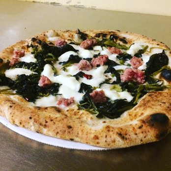 Pizzeria O'Scugnizzo - Pizza Near Me - Florence, FI Pizzeria O'Scugnizzo - Pizza Near Me - Florence, FI