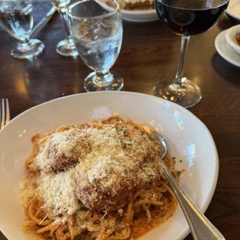 Pompeii Ristorante - Spaghetti Bolonese & Mearballs - Italian Near Me - Los Altos, California Pompeii Ristorante - Spaghetti Bolonese & Mearballs - Italian Near Me - Los Altos, California